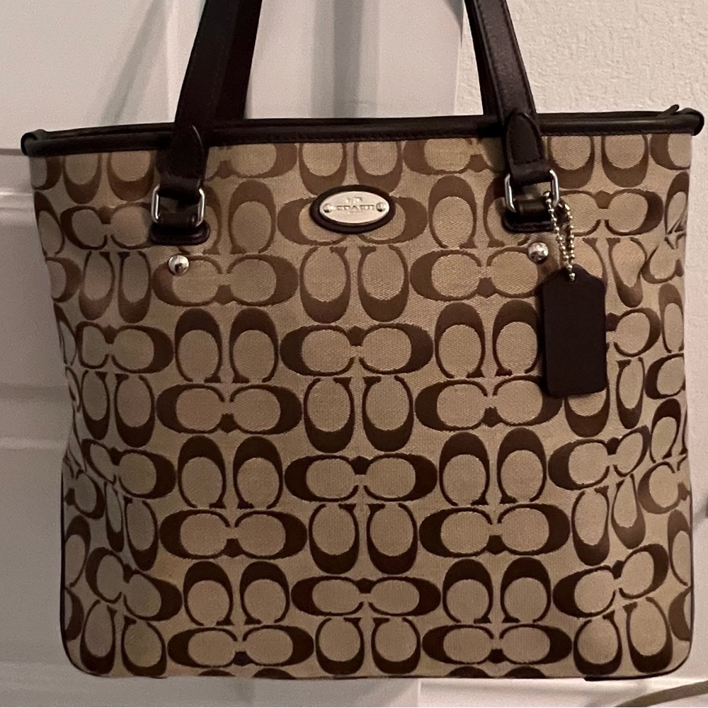 Coach Tote